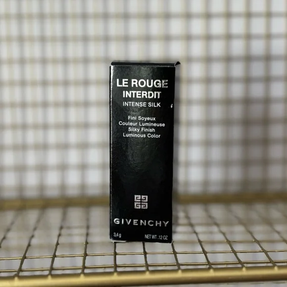 NIB Givenchy- #227 Le Rouge Interdit Intense Silk - Picture 6 of 7